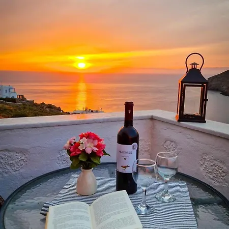 Sea View By Susi & Sofia