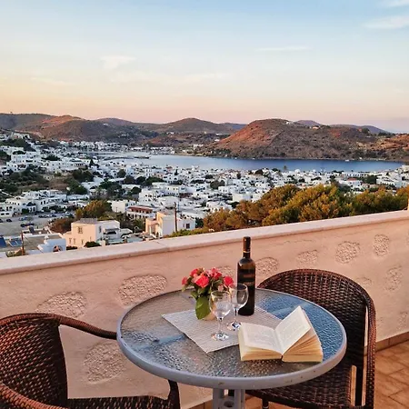 Sea View By Susi & Sofia *