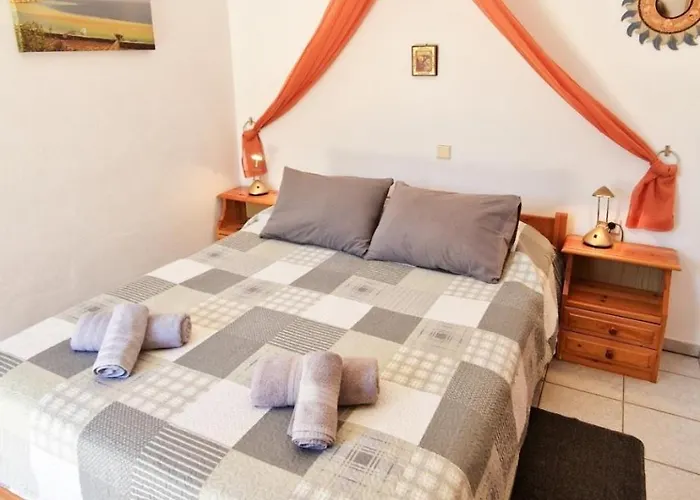 Sea View By Susi & Sofia